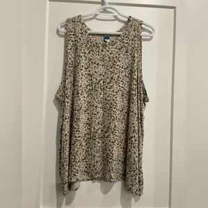 22. NWT Old Navy Tank Top
